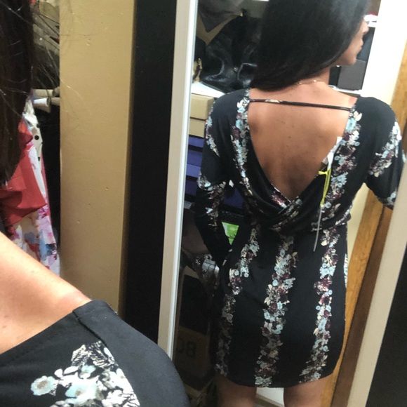 New BCBGeneration Open Back Dress - Picture 2 of 5